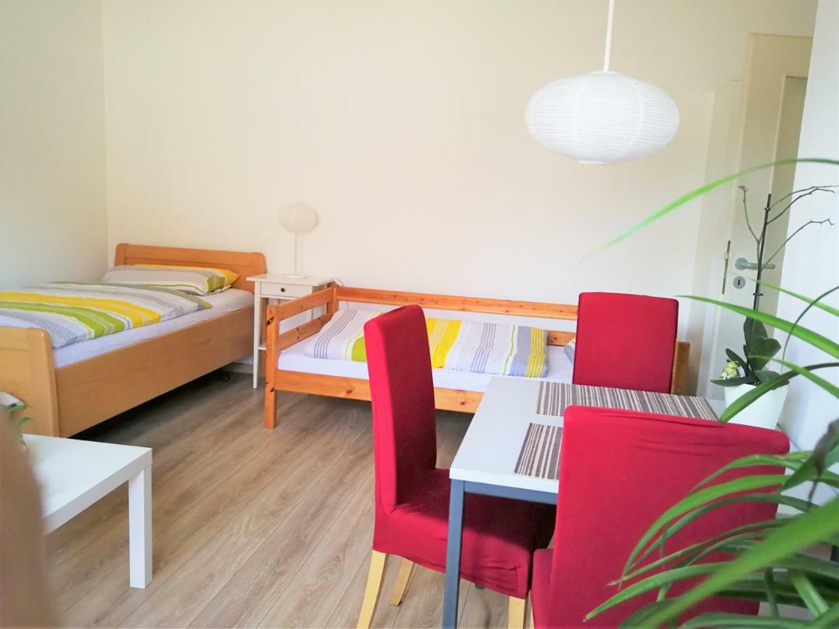 Quiet City-Apt, 4min City-Center, 18min Fair Nürnberg!!! Exterior foto