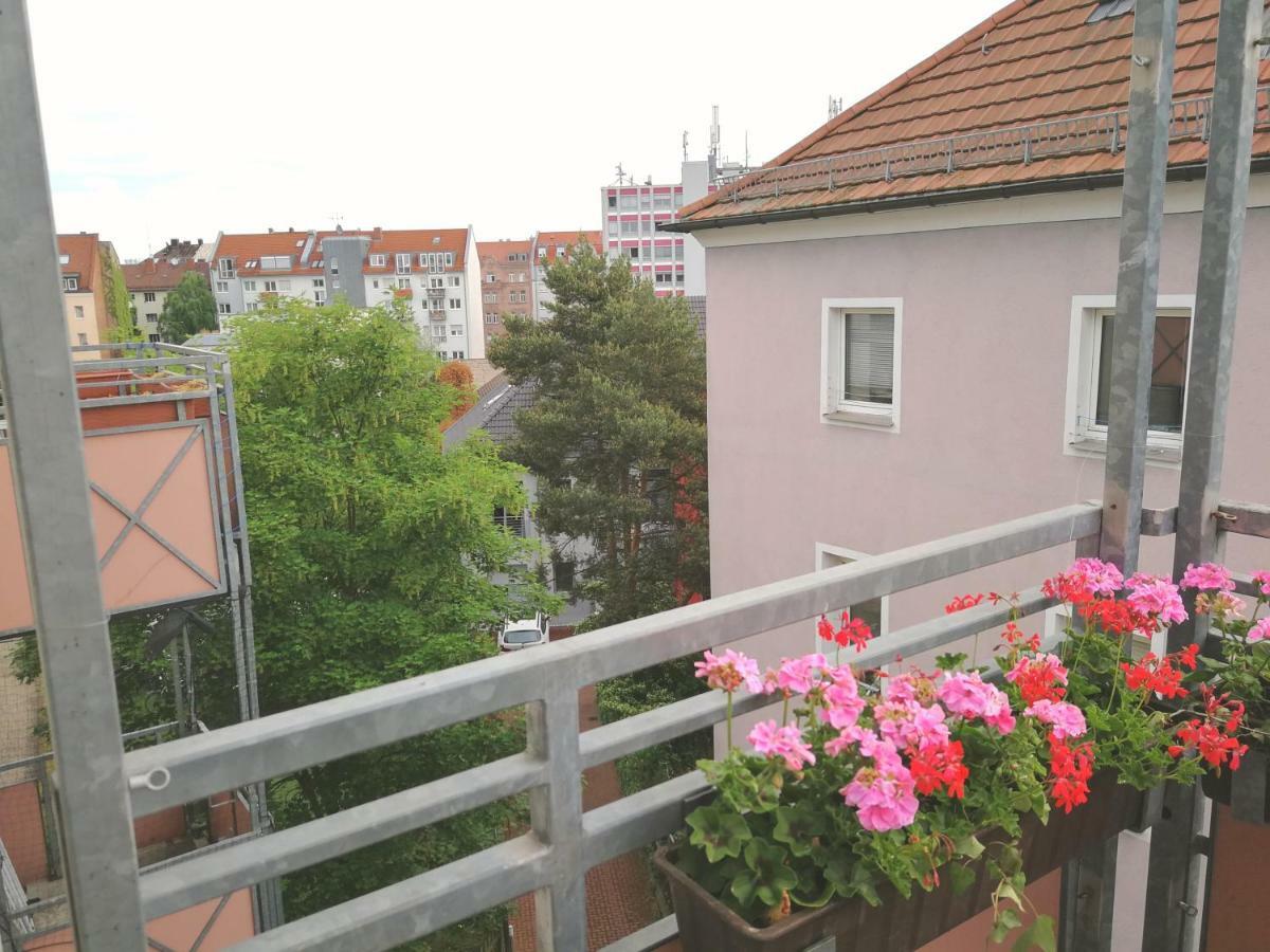 Quiet City-Apt, 4min City-Center, 18min Fair Nürnberg!!! Exterior foto