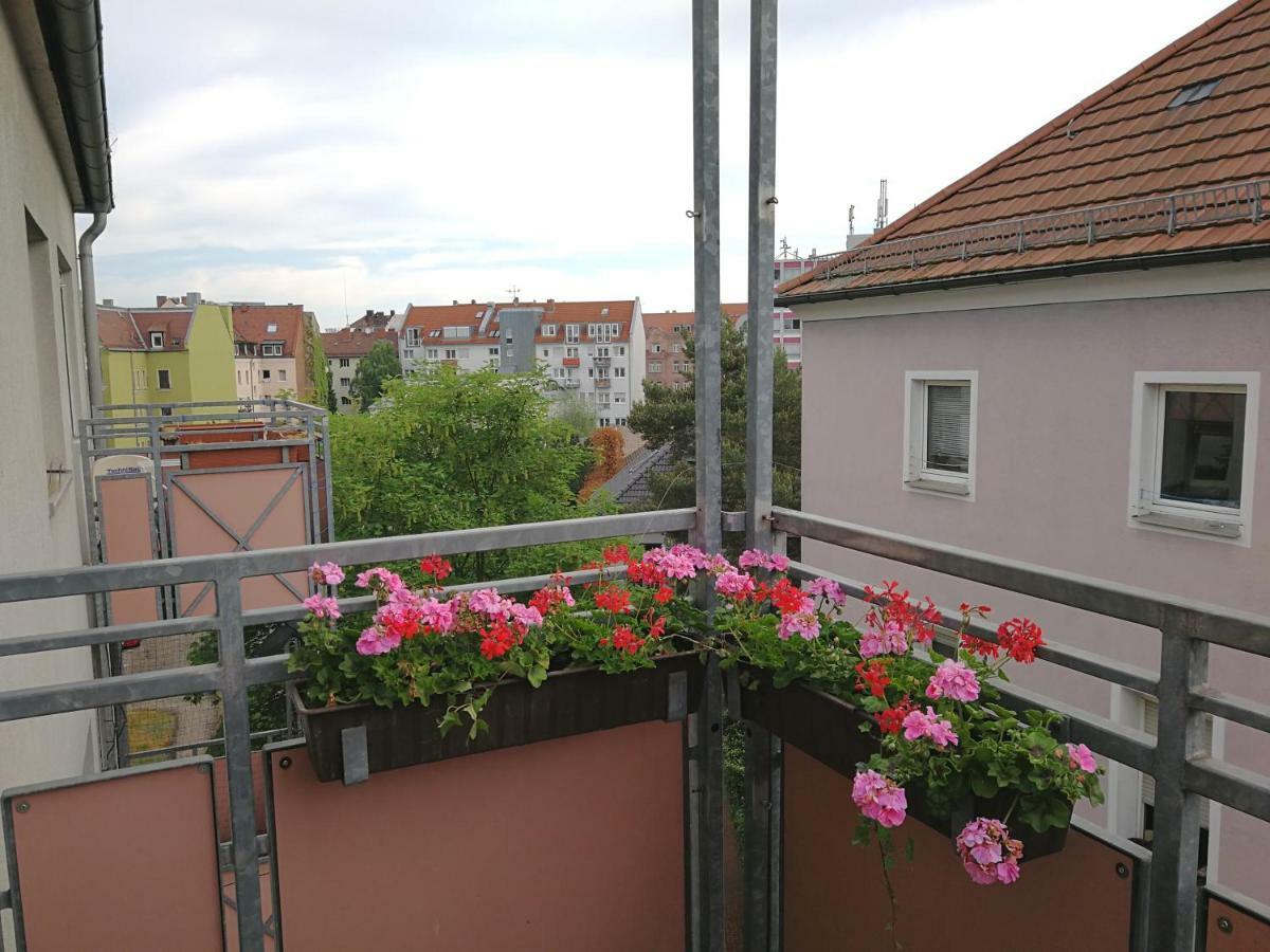 Quiet City-Apt, 4min City-Center, 18min Fair Nürnberg!!! Exterior foto